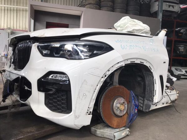 BMW G05 M-Sport Half Cut