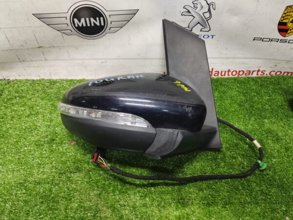 Volkswagen Touran Right Side Mirror (9 Pin) (With Warranty)