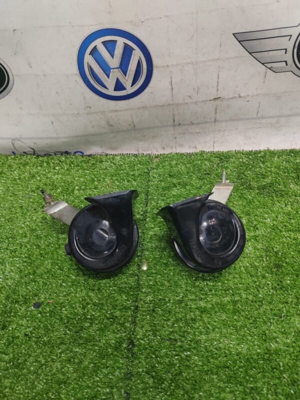 BMW Hon Pair (No Warranty)