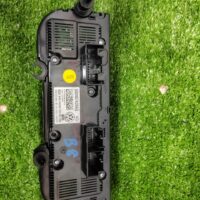 Volkswagen Passat B8 Aircond Switch (With Warranty) - Image 5