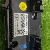 Volkswagen Passat B8 Aircond Switch (With Warranty) - Image 3