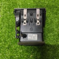 Benz W204 Aircond Vent Right Side (No Warranty) - Image 6