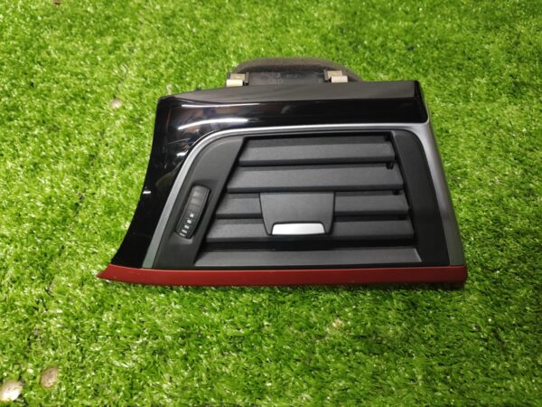 BMW F30 Right Aircond Vent (No Warranty)