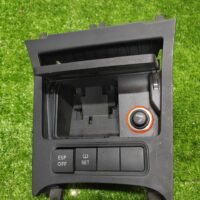 Volkswagen MK5 Gear Leval Tray (No Warranty) - Image 3