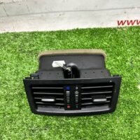BMW E90 Rear Aircond Vent (No Warranty) - Image 3