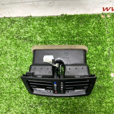 BMW E90 Rear Aircond Vent (No Warranty)