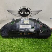 Benz CLS W219 Cluster (With Warranty) - Image 3