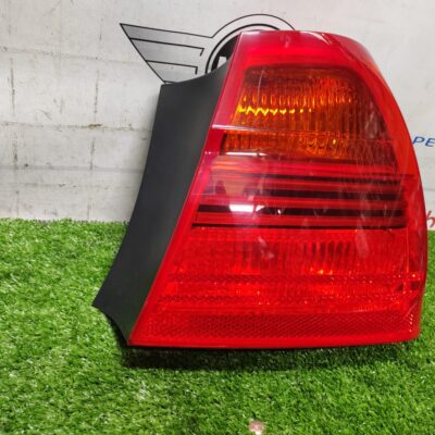 BMW E90 PRE LCI Tail Light Right (No Warranty)