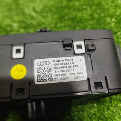 Audi A4 B9 4M0 Head Lamp Switch (With Warranty)