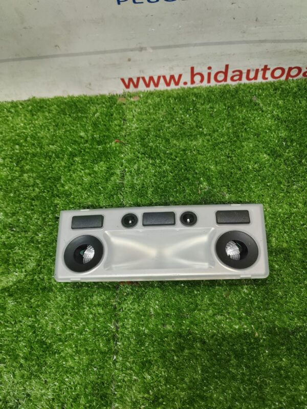 BMW E60 Rear Roof Light (No Warranty)