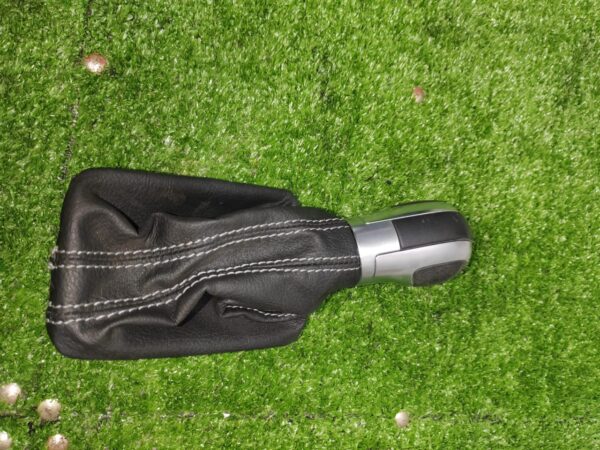 Volkswagen MK7 Gear Knob (No Warranty)
