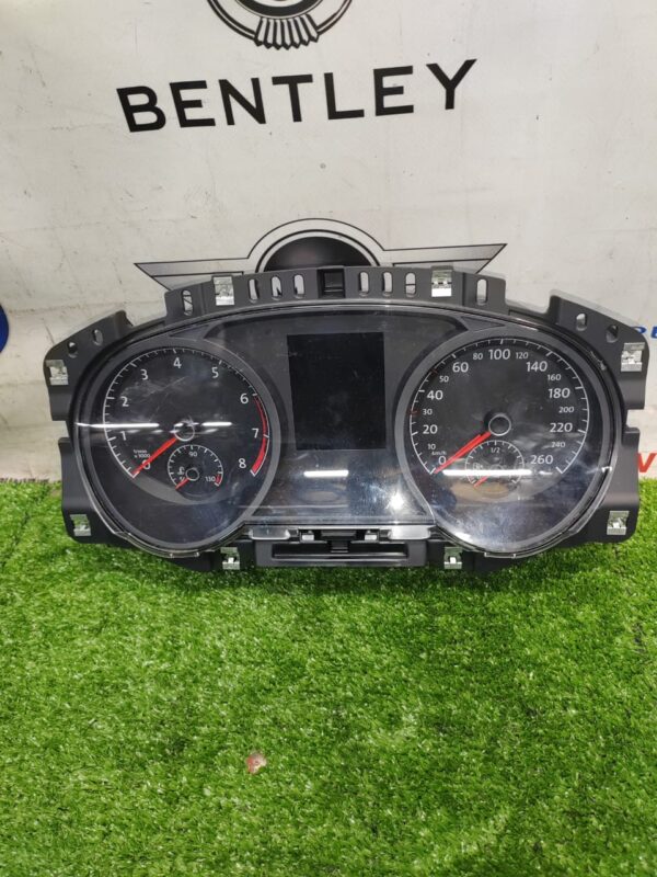 Volkswagen MK7 GTI Cluster (No Warranty)