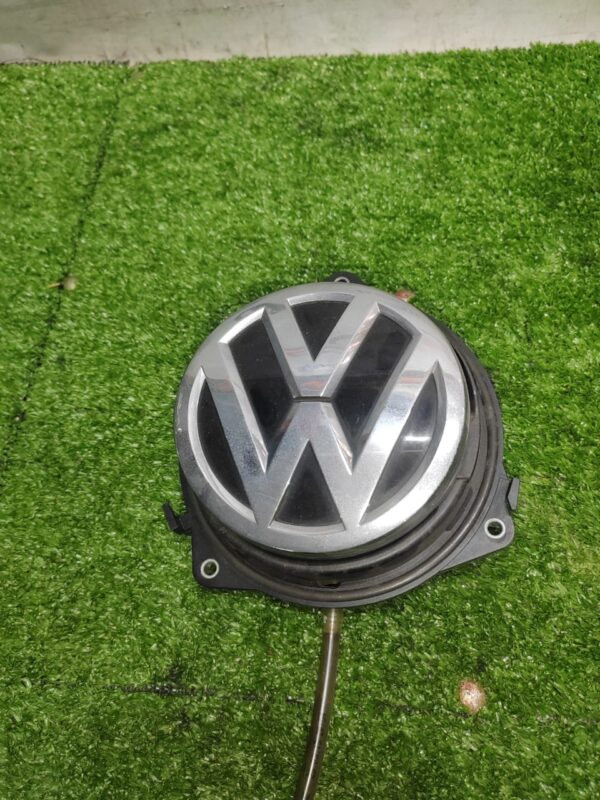 Volkswagen MK7 Rear Bonnet Lock No Camera (No Warranty)