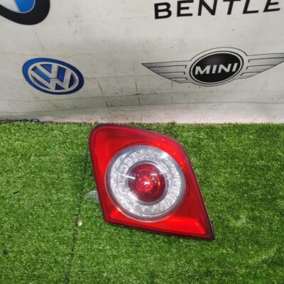Volkswagen Jetta Right Side Bonnet Reflector (No Warranty)