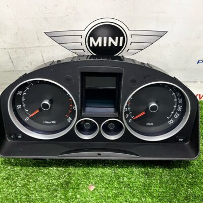 Volkswagen MK5 GTI Cluster (Half Screen) (No Warranty)