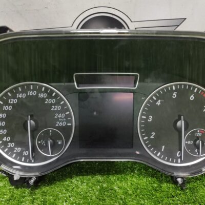 Benz W246 Cluster (No Warranty)