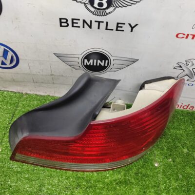 BMW E88 PRE LCI Tail Light Right (No Warranty)