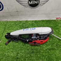 BMW F30 Door Handle Front Left (No Warranty) - Image 3