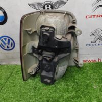 Volkswagen Sharna Right Tail Light (No Warranty) - Image 4