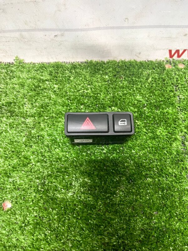 BMW E46 Hazard Switch (With Warranty)