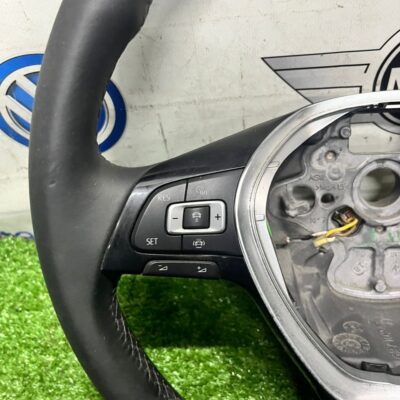 Volkswagen MK7 1.4 Steering Wheel (No Warranty)