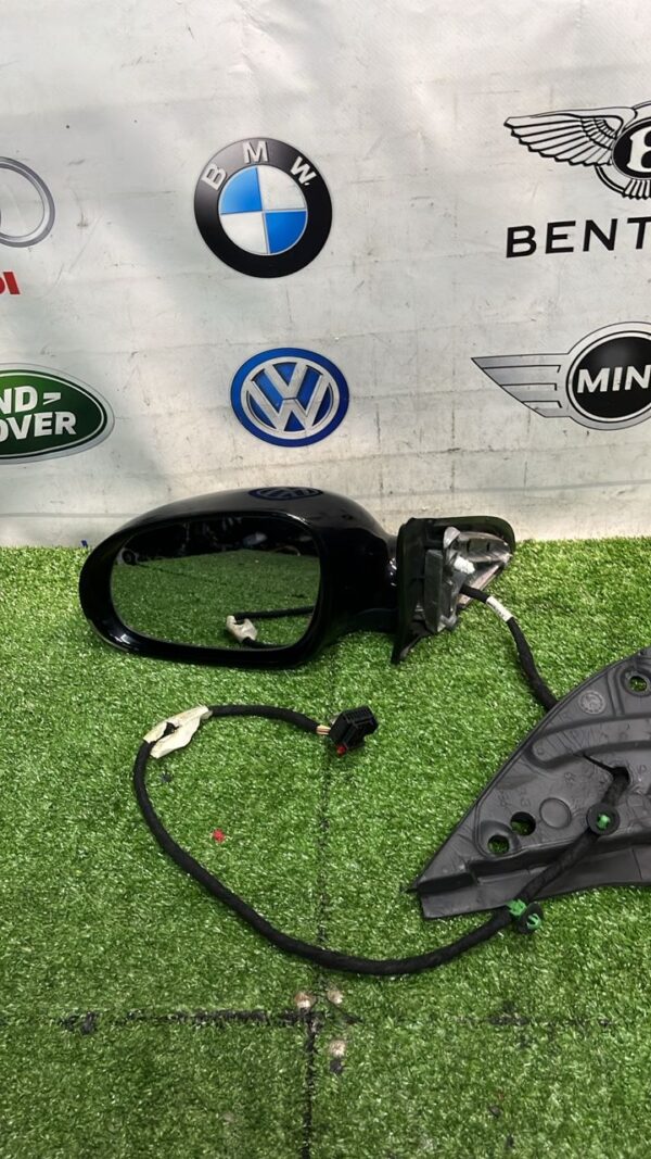 Volkswagen Jetta MK5 Left Side Mirror (With Warranty)