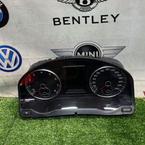 Volkswagen MK5 Cluster (No Warranty)