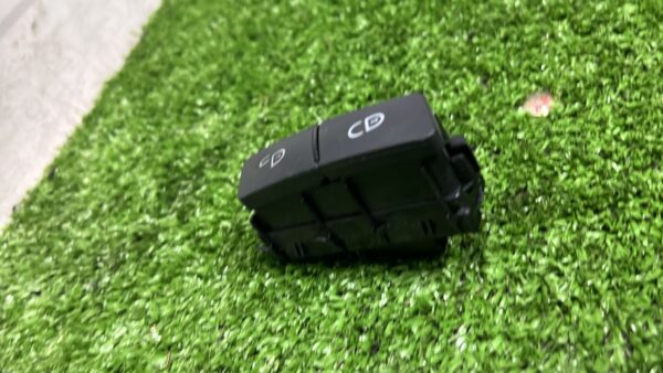 Benz W204 Door Lock Switch (With Warranty)