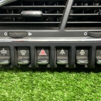Peugeot 5008 Canter Aircond Vent With Switch (No Warranty) - Image 2