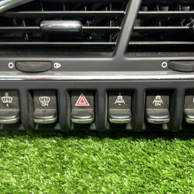 Peugeot 5008 Canter Aircond Vent With Switch (No Warranty)