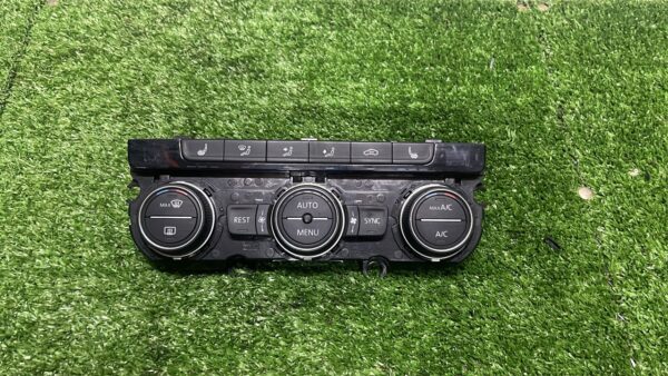 Volkswagen Passat B8 Aircond Switch (With Warranty)