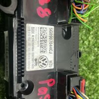 Volkswagen Passat B8 Aircond Switch (With Warranty) - Image 4