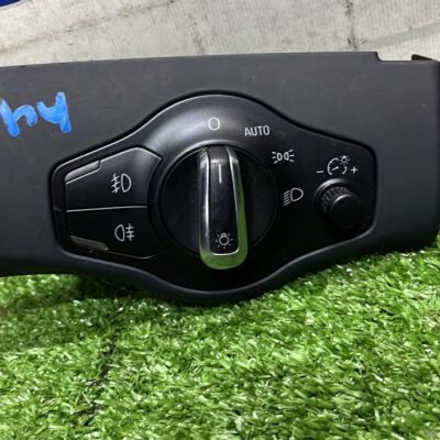 Audi A4 B8 Head Lamp Switch (With Warranty)