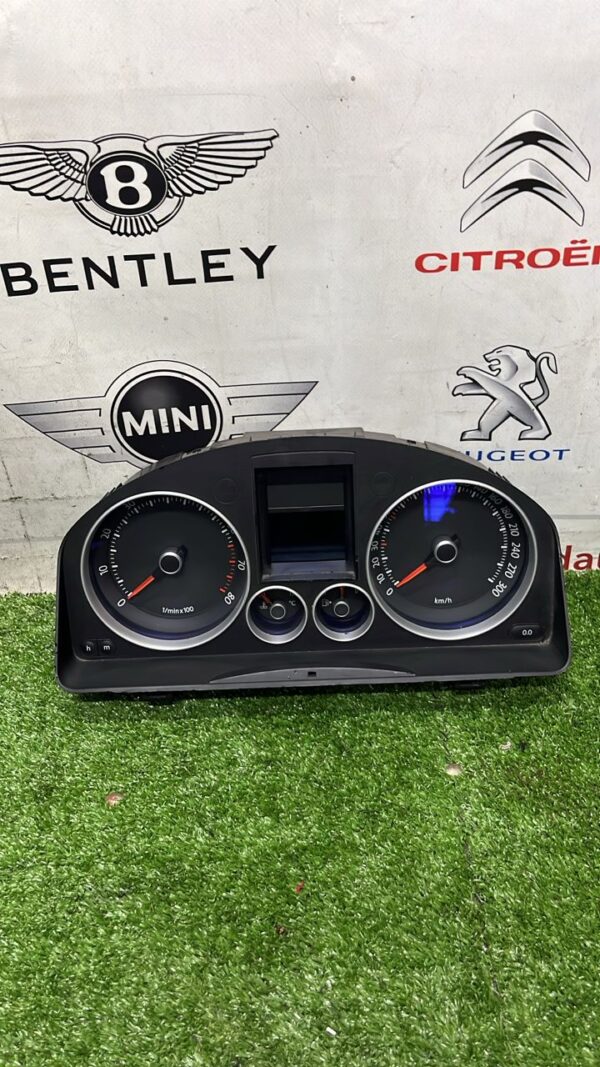 Volkswagen MK5 GTI Meter (No Warranty)