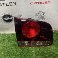 Volkswagen Touareg Left Side Rear Bonnet Reflector (No Warranty) - Image 3