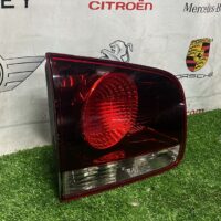 Volkswagen Touareg Left Side Rear Bonnet Reflector (No Warranty) - Image 2