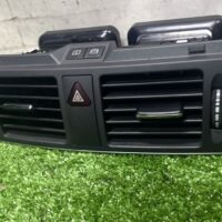 Benz W204 Canter Aircond Vent (No Warranty) - Image 2