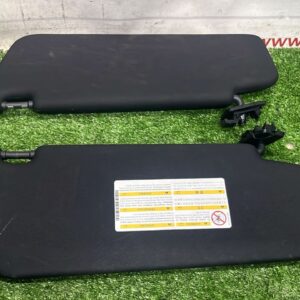 Benz W204 Sun Visor Pair (No Warranty)