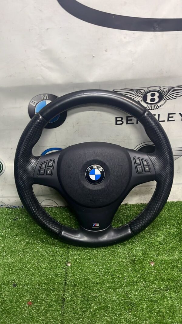 BMW E90 M-Sport Steering Wheel No Boom Airbag (No Warranty)