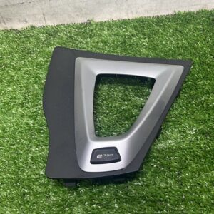 BMW F30 Gear Leval Trim (No Warranty)