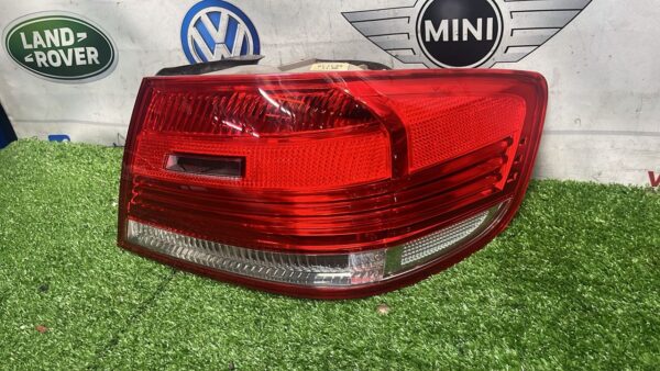 BMW E92 PRE LCI Right Side Tail Light (No Warranty)
