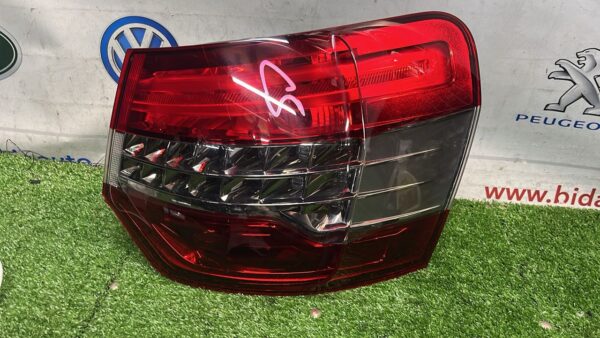 Citroen C5 Right Tail Lights (With Warranty)