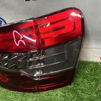 Citroen C5 Right Tail Lights (With Warranty)