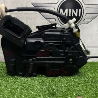 Volkswagen MK6 Front Right Door Lock (With Warranty) - Image 2