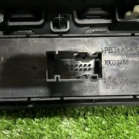 Peugeot 5008 Canter Aircond Vent With Switch (No Warranty) - Image 5