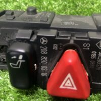 Benz CLK W208 Hazard Switch (With Warranty) - Image 3