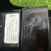 Benz W212 Rear Aircond Vent (No Warranty) - Image 4