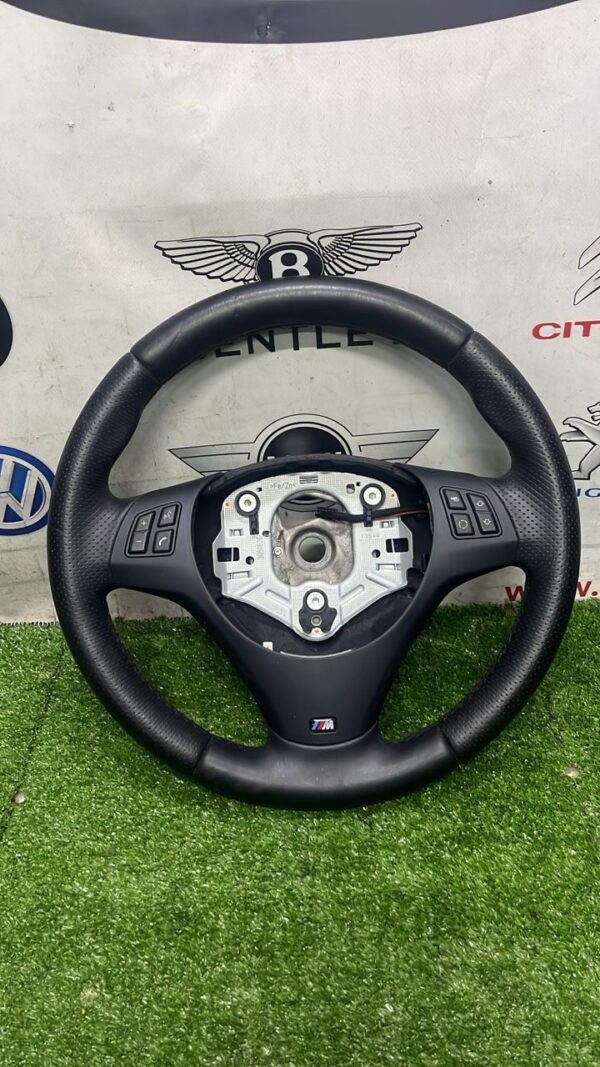 BMW E90 Steering Wheel (No Warranty)