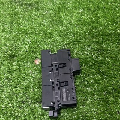 BMW F30 Arm Rest Switch (With Warranty)
