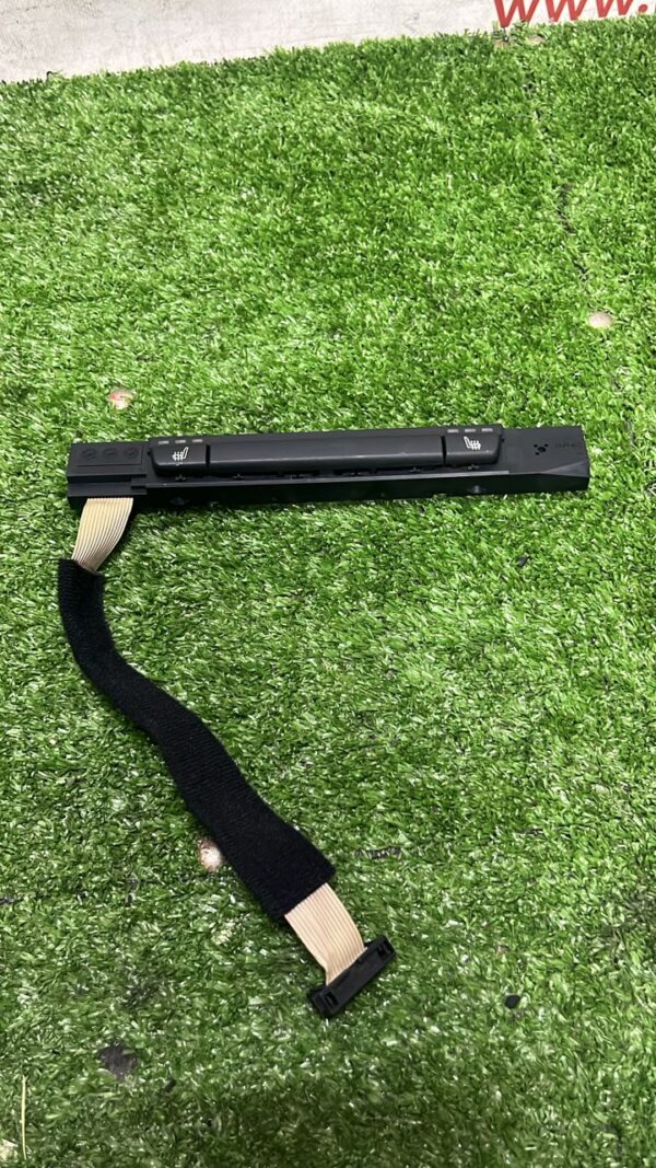 BMW X1 E84 Heater Seat Switch (With Warranty)